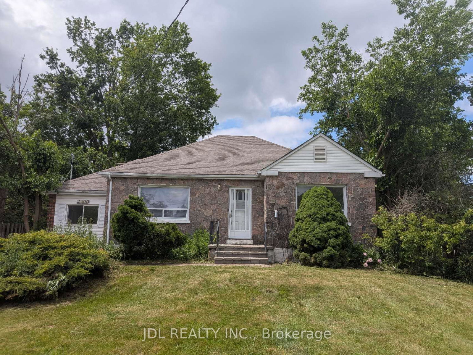 7900-yonge-street-innisfil-ontario-n13596464