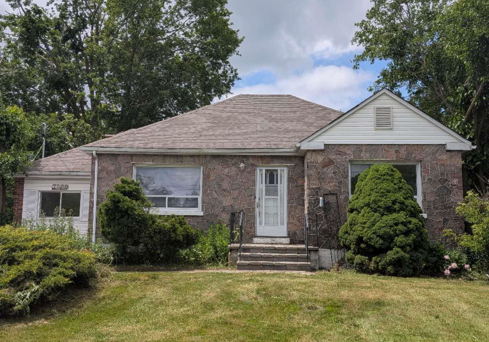 7900-yonge-street-innisfil-ontario-n13596464