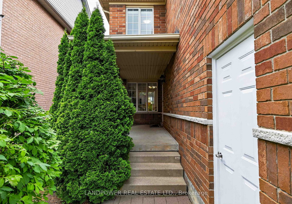 126-rideau-drive-richmond-hill-ontario-n13596906