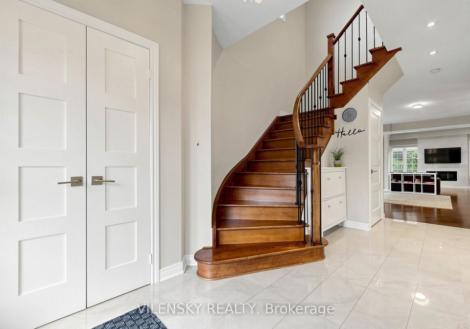 32-santa-amato-crescent-vaughan-ontario-n13597310