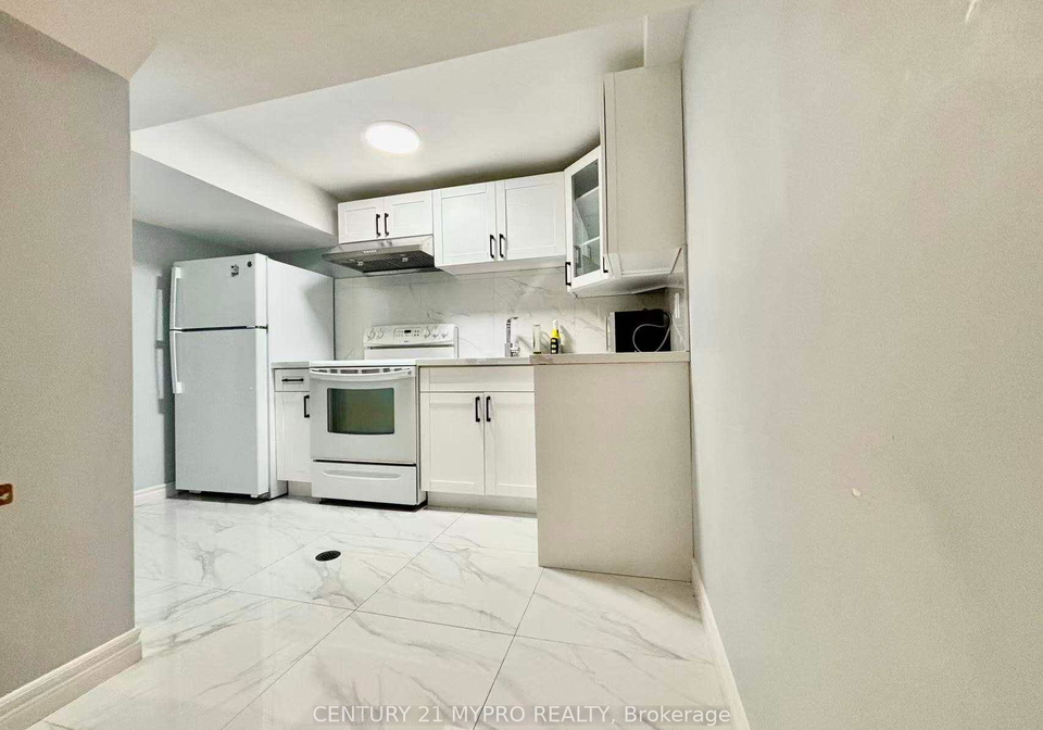56-longwater-chase-markham-ontario-n13597770