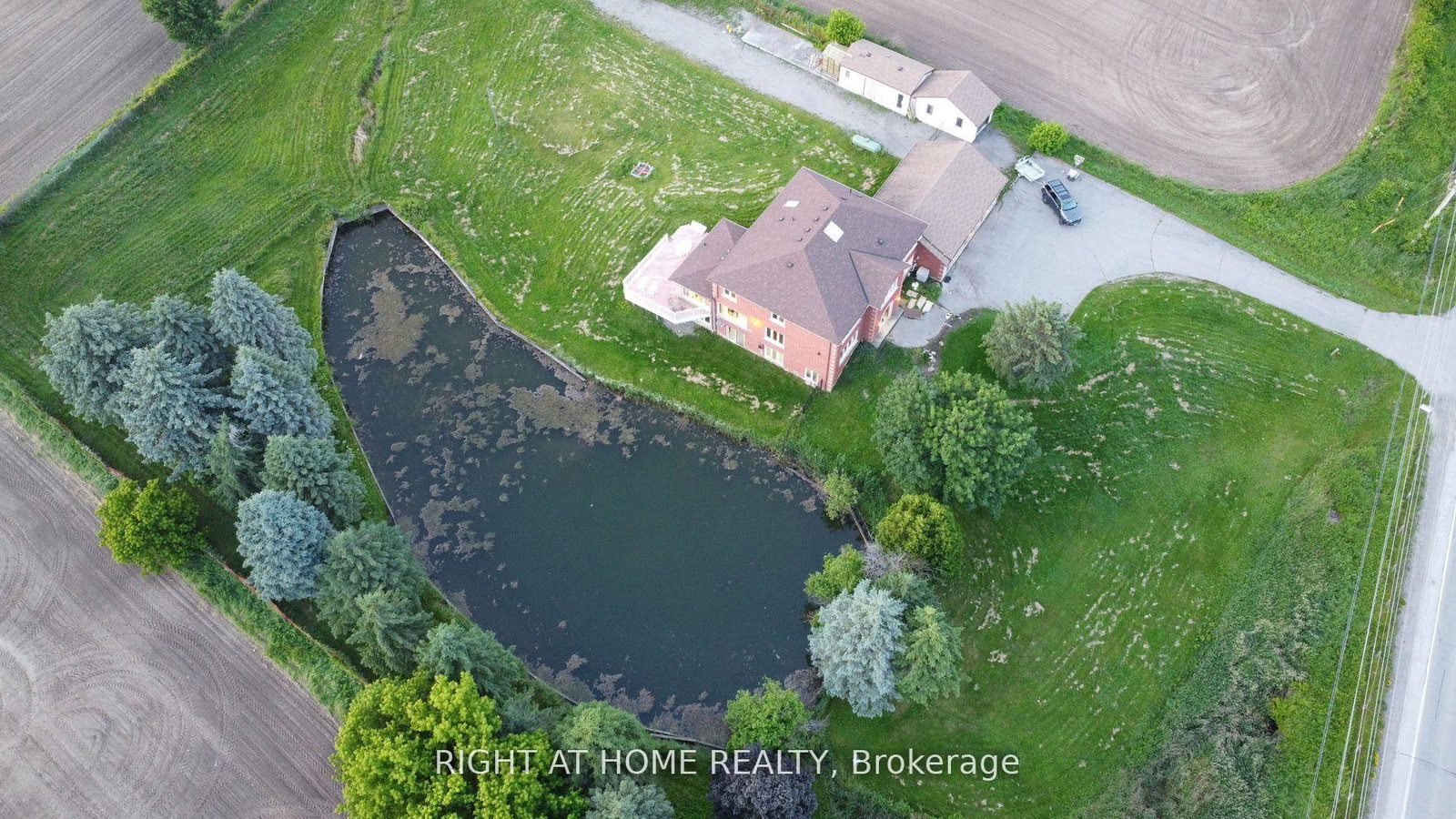 1008-mount-albert-road-east-gwillimbury-ontario-n13598046