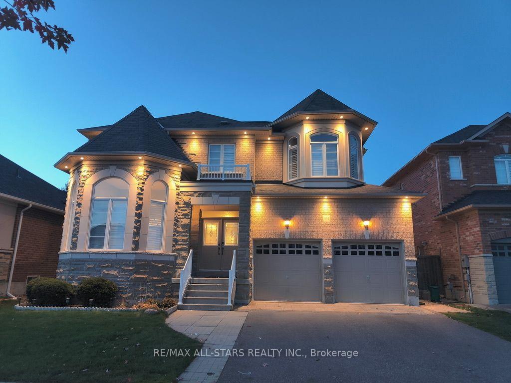 411-hoover-park-drive-whitchurch-stouffville-ontario-n13598976