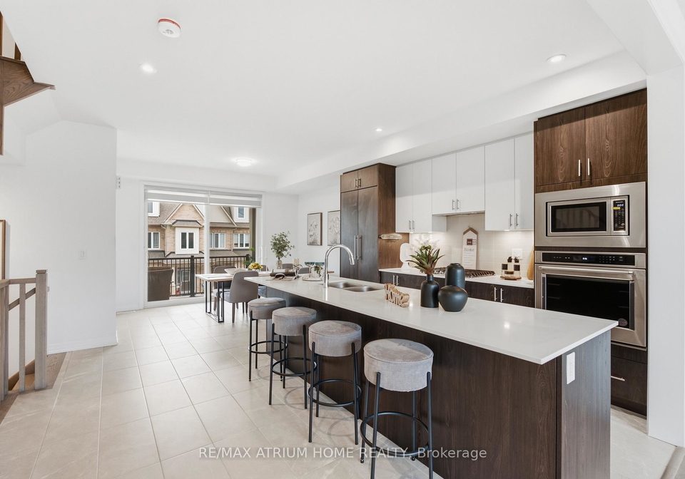 9100-woodbine-avenue-markham-ontario-n13599218