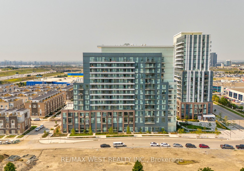 60-honeycrisp-crescent-vaughan-ontario-n13599946