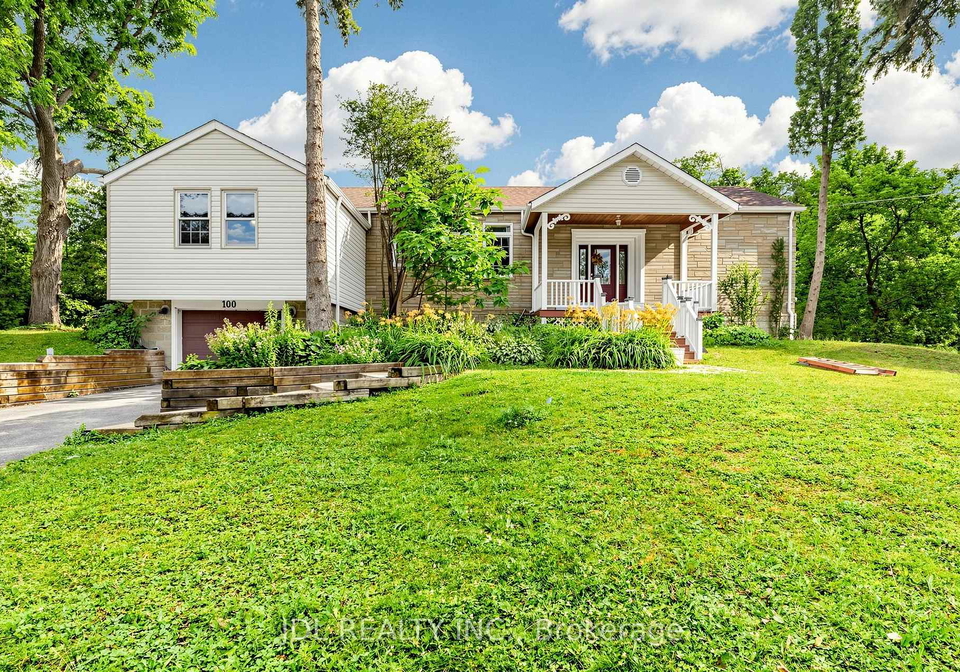 100-roxborough-road-newmarket-ontario-n13600944