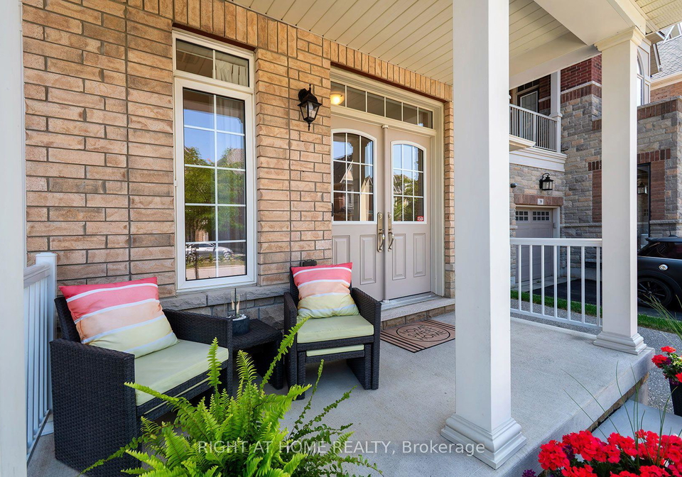 43-hopewell-street-vaughan-ontario-n13601060