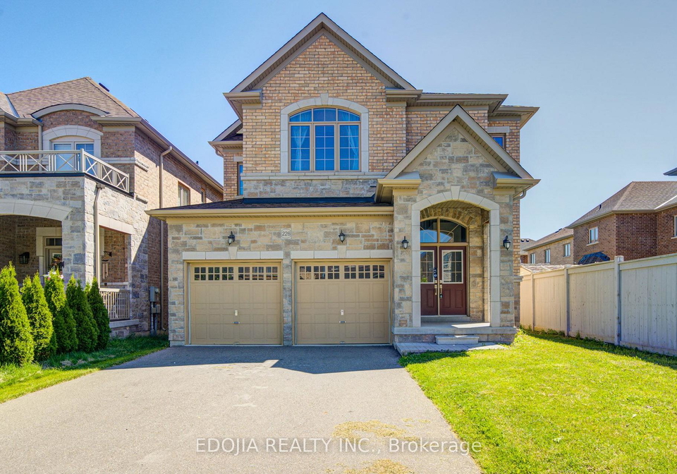 226-gibson-circle-bradford-west-gwillimbury-ontario-n13601530