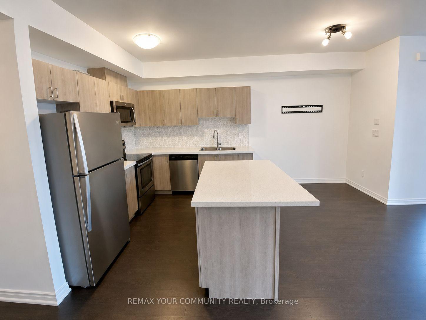 196-pine-grove-road-w-vaughan-ontario-n13601854