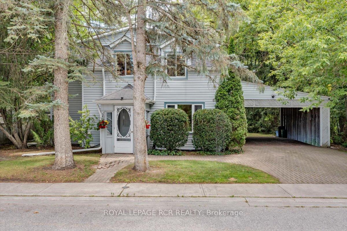 612-timothy-street-newmarket-ontario-n13601896