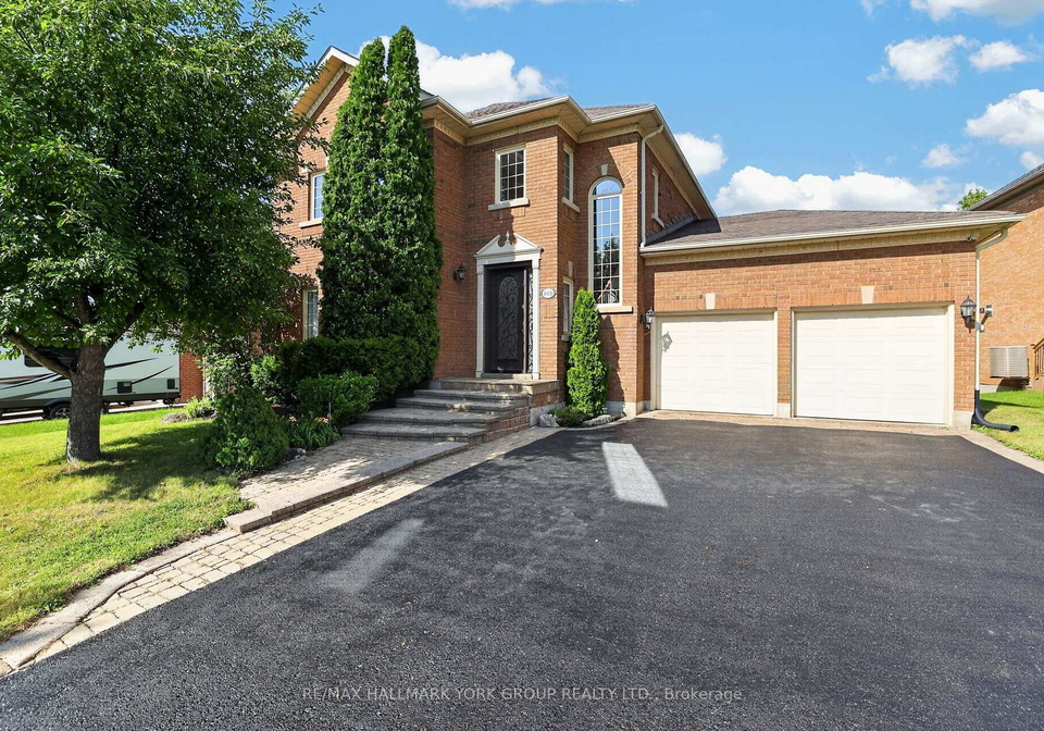 669-kingsmere-avenue-newmarket-ontario-n13603890