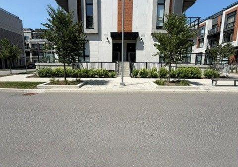 10-david-eyer-boulevard-richmond-hill-ontario-n13604214