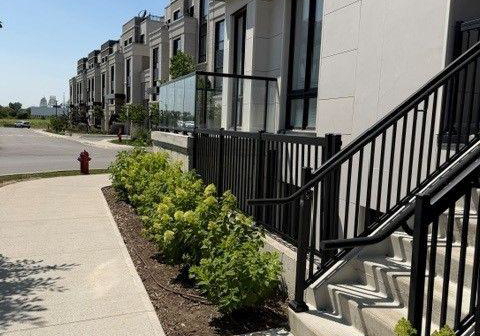 10-david-eyer-boulevard-richmond-hill-ontario-n13604214