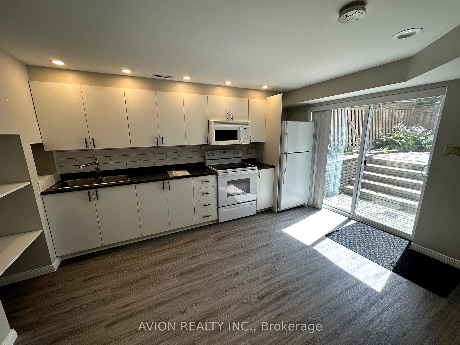 38-rush-road-aurora-ontario-n13604306