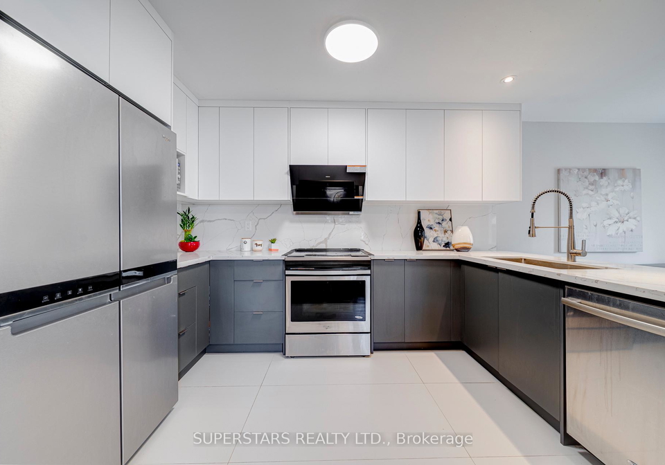 1-baffin-court-richmond-hill-ontario-n13604600