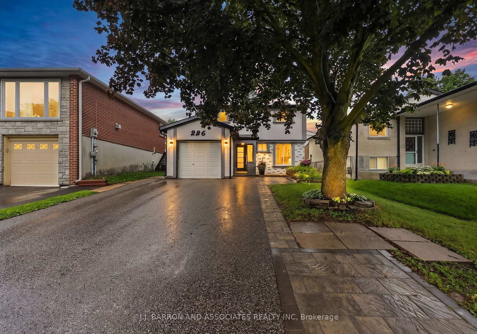 226-thoms-crescent-newmarket-ontario-n13605392