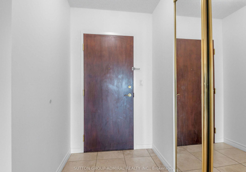 88-promenade-circle-vaughan-ontario-n13605448