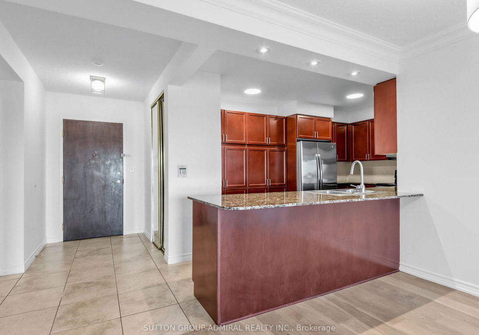 88-promenade-circle-vaughan-ontario-n13605448