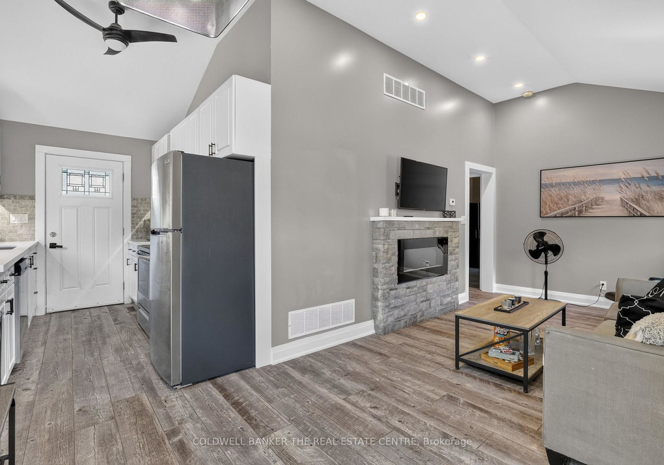 176-pleasant-boulevard-georgina-ontario-n13605474