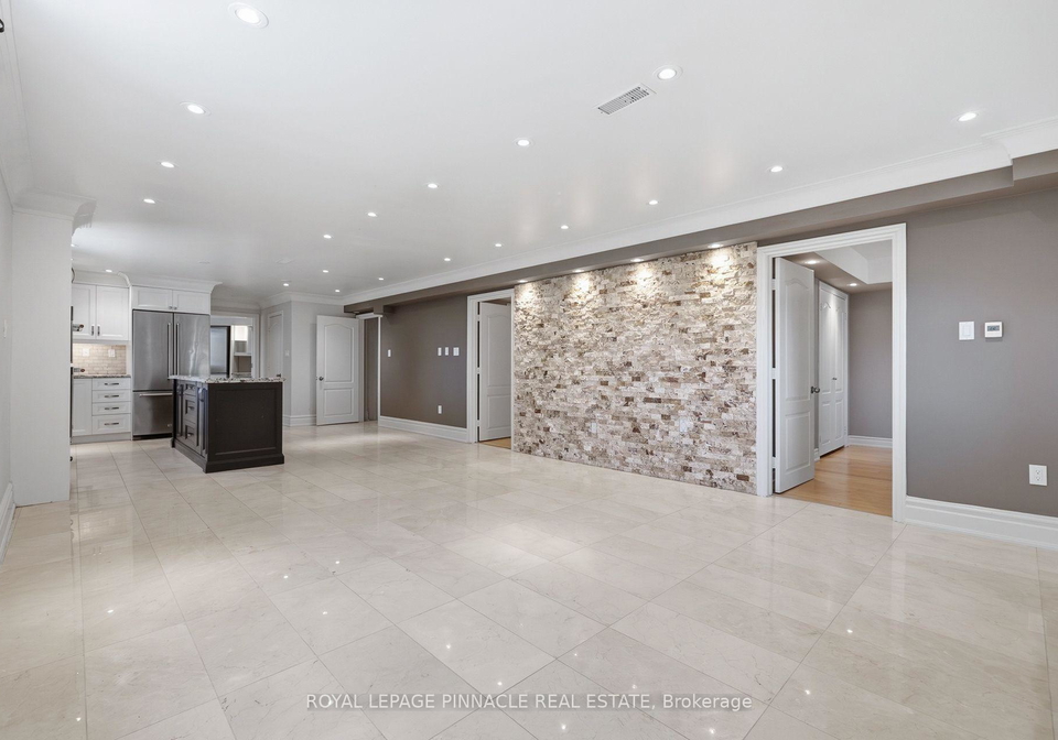 98-ner-israel-drive-vaughan-ontario-n13605832