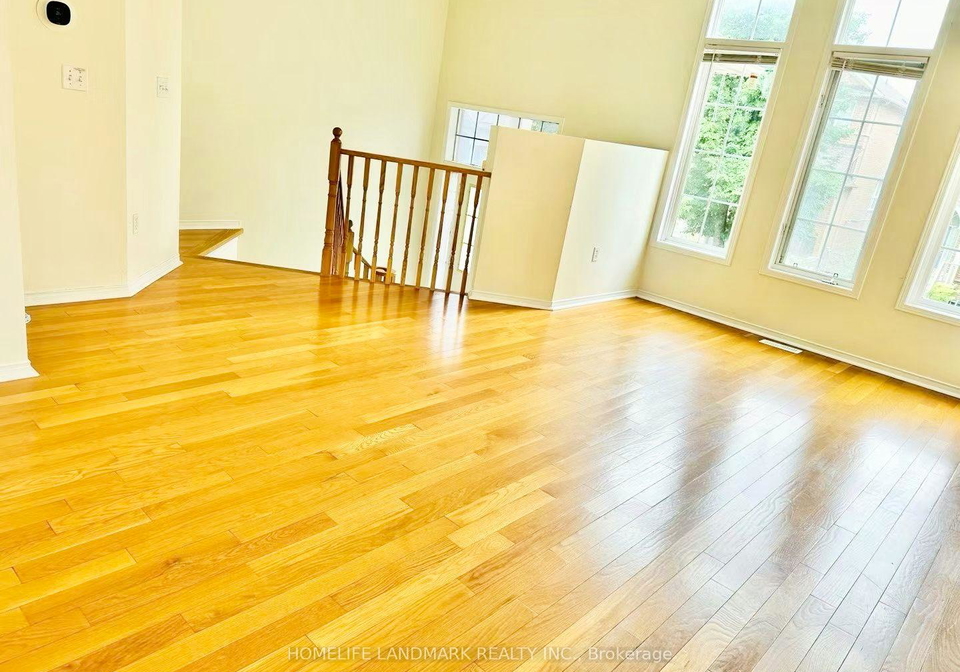 19-fairlawn-avenue-markham-ontario-n13606396