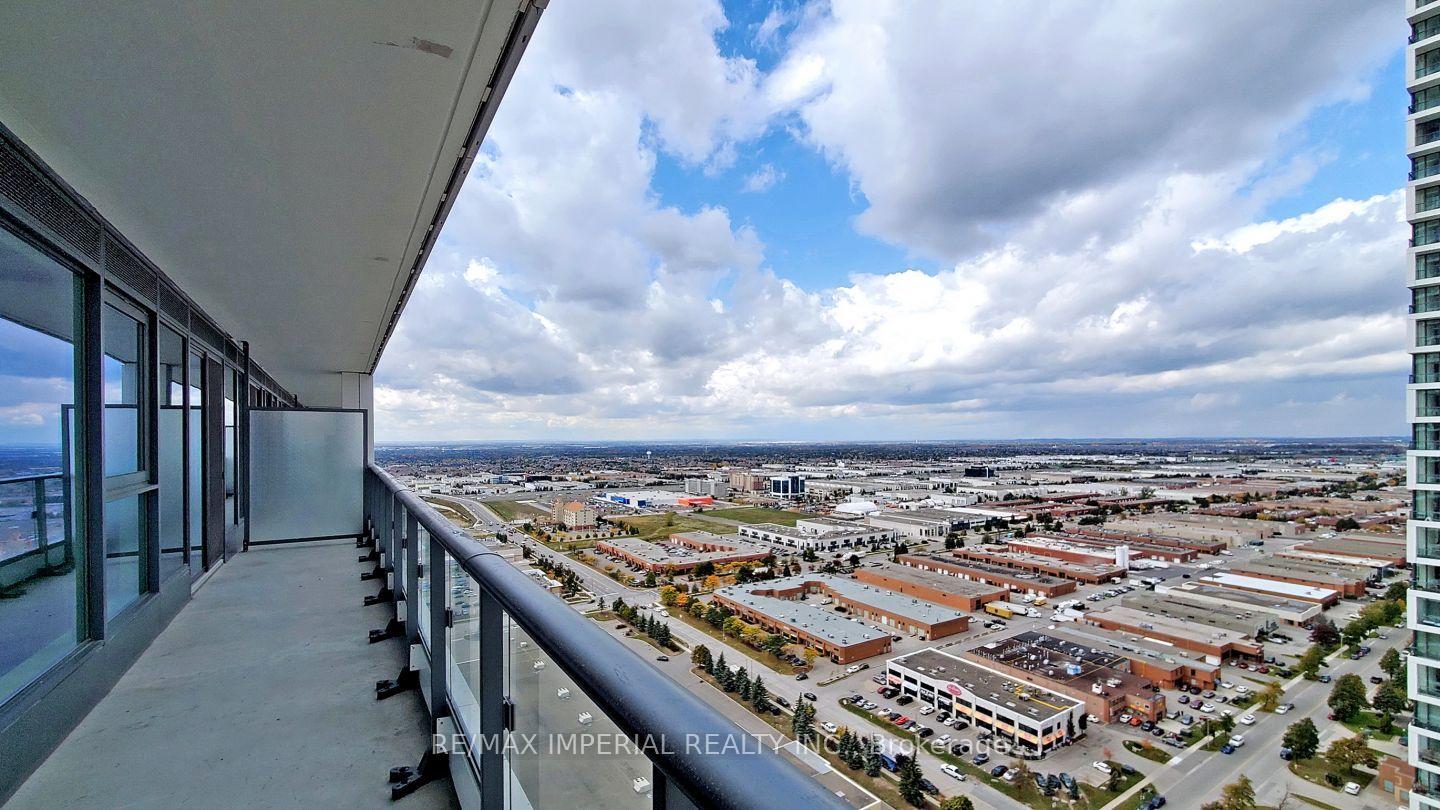 5-buttermill-avenue-vaughan-ontario-n13606486