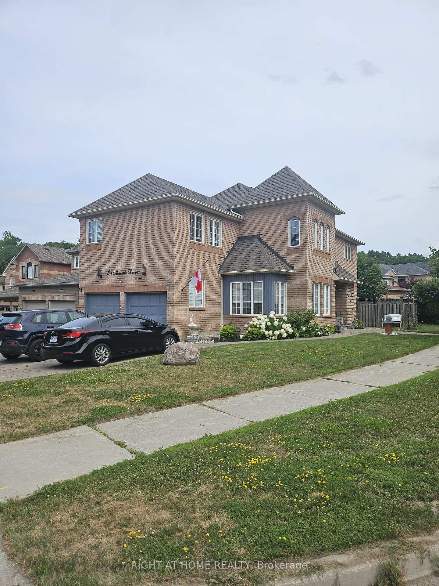 58-stemmle-bsmnt-drive-aurora-ontario-n13606536