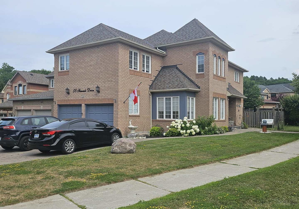 58-stemmle-bsmnt-drive-aurora-ontario-n13606536