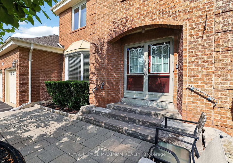 33-whitburn-crescent-vaughan-ontario-n13606874