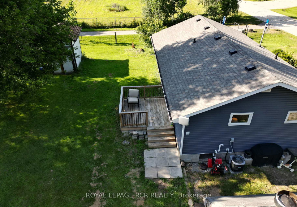 28-blake-street-east-gwillimbury-ontario-n13607460