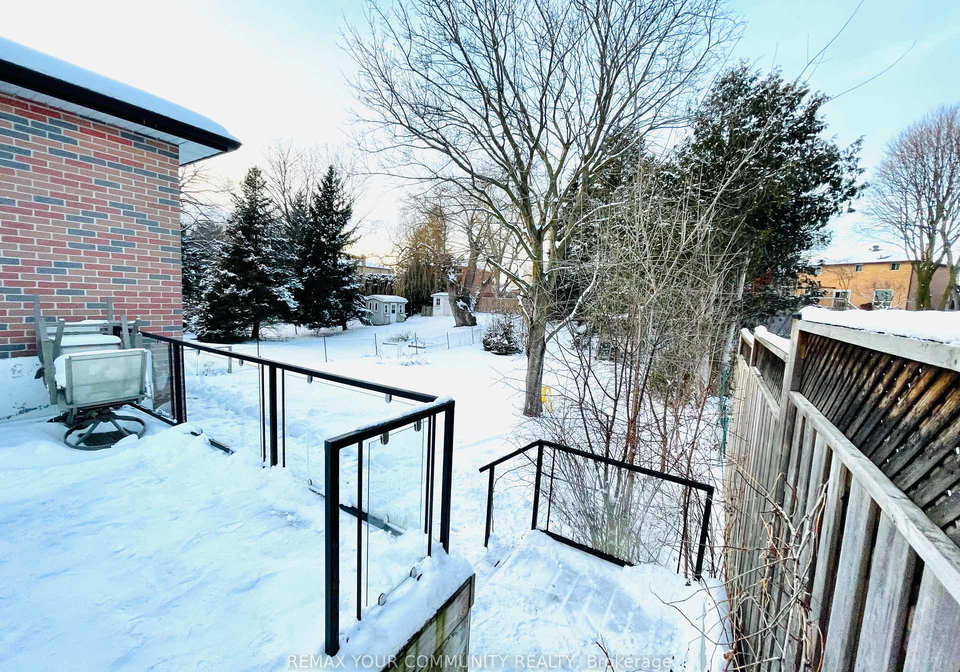 973-wildwood-drive-newmarket-ontario-n13607944