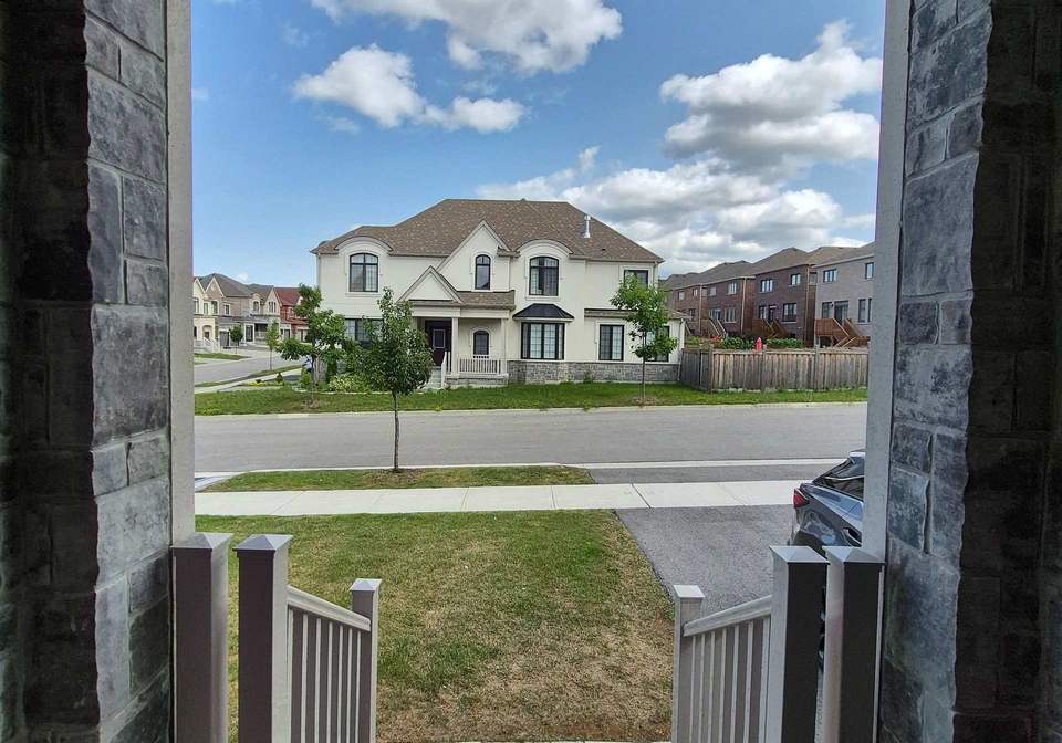 50-meadow-vista-crescent-east-gwillimbury-ontario-n13607976