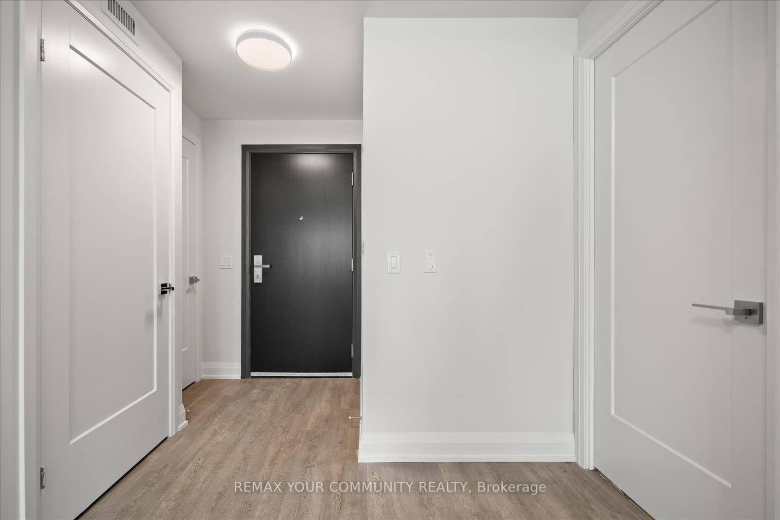 8-water-walk-drive-markham-ontario-n13608114
