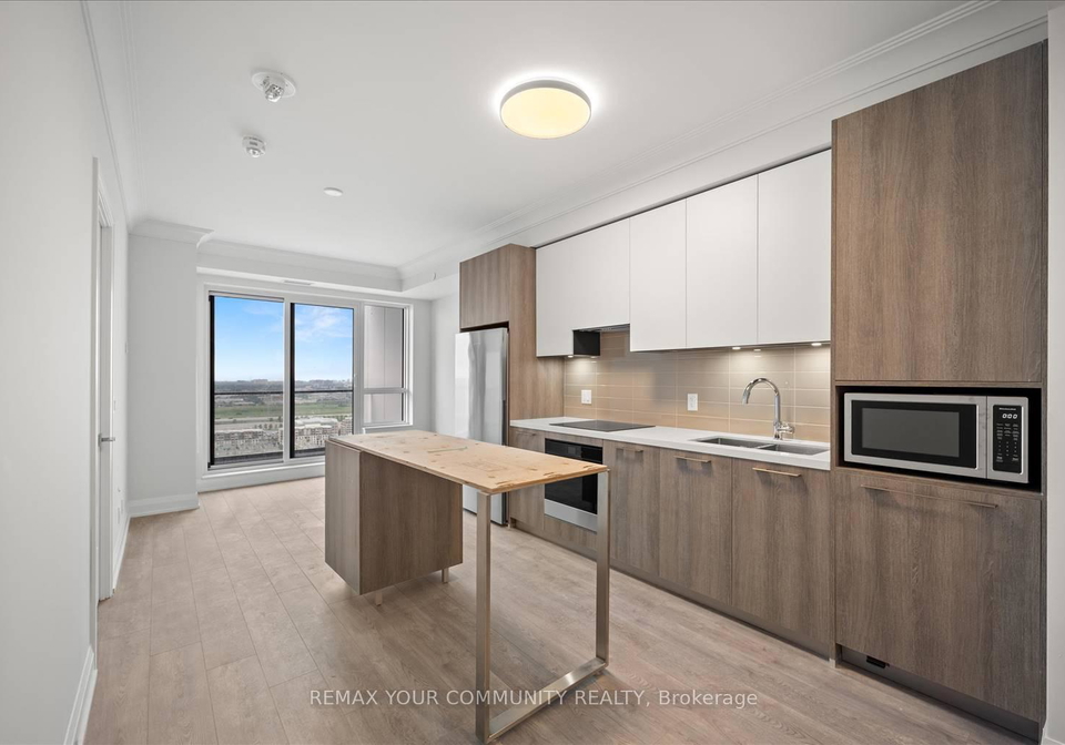 8-water-walk-drive-markham-ontario-n13608114