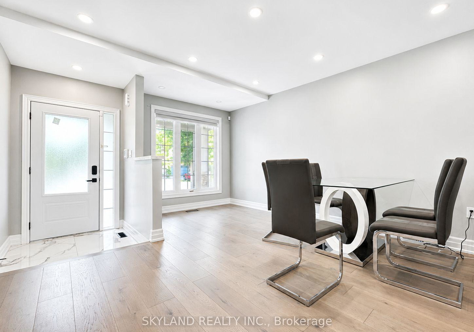 12-silver-linden-drive-richmond-hill-ontario-n13608738