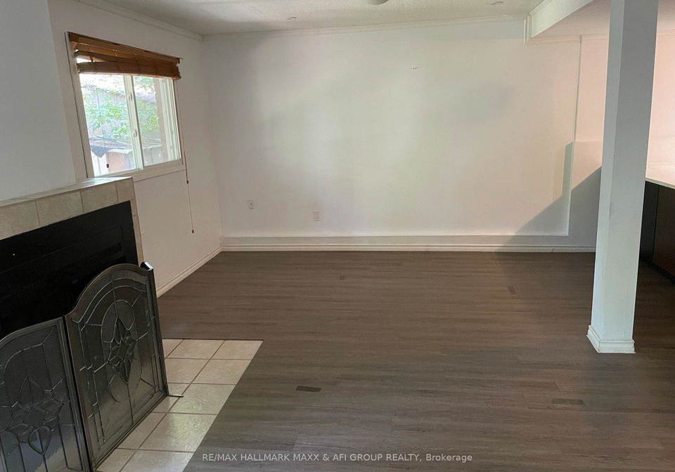 715-mountview-place-newmarket-ontario-n13609788