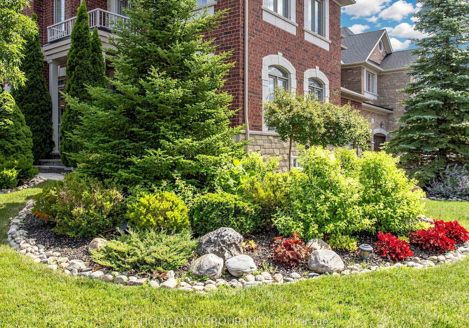 1116-veterans-way-newmarket-ontario-n13610290