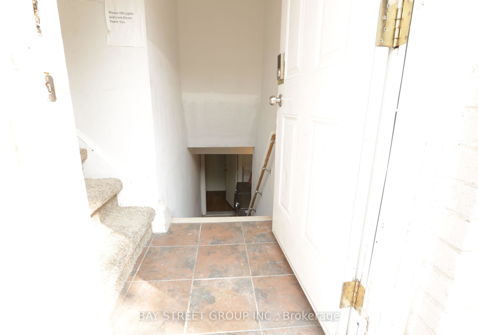 280-boisdale-avenue-richmond-hill-ontario-n13611076