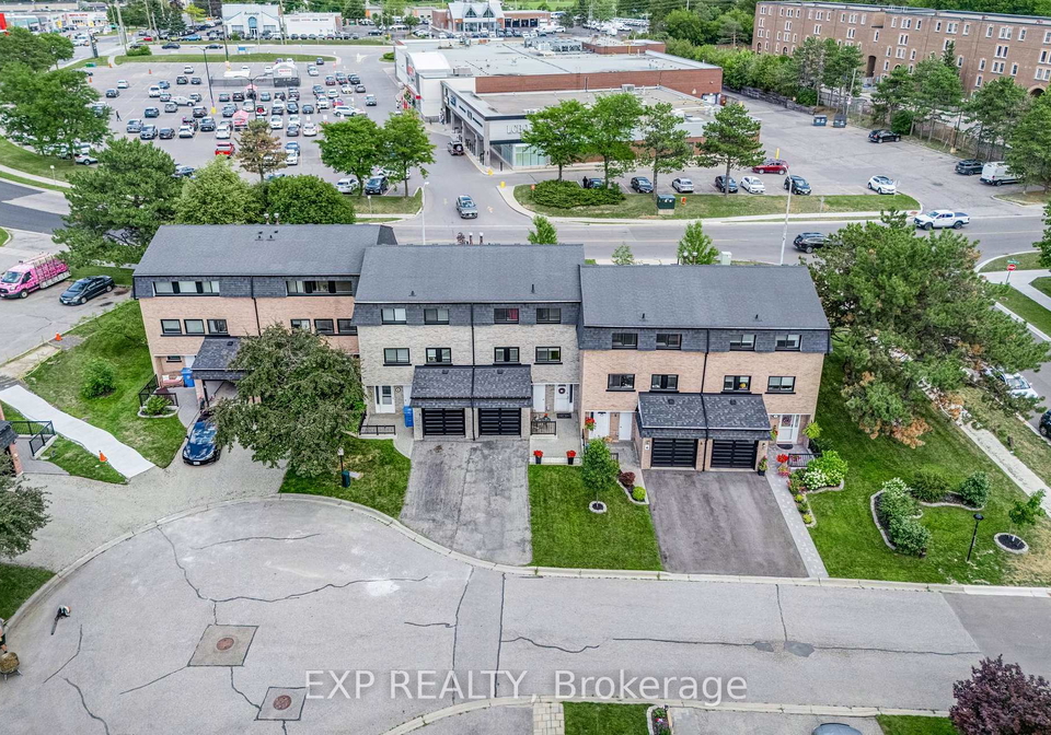 6-poplar-crescent-aurora-ontario-n13611808