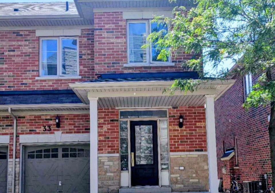 33-mazarine-lane-richmond-hill-ontario-n13612252