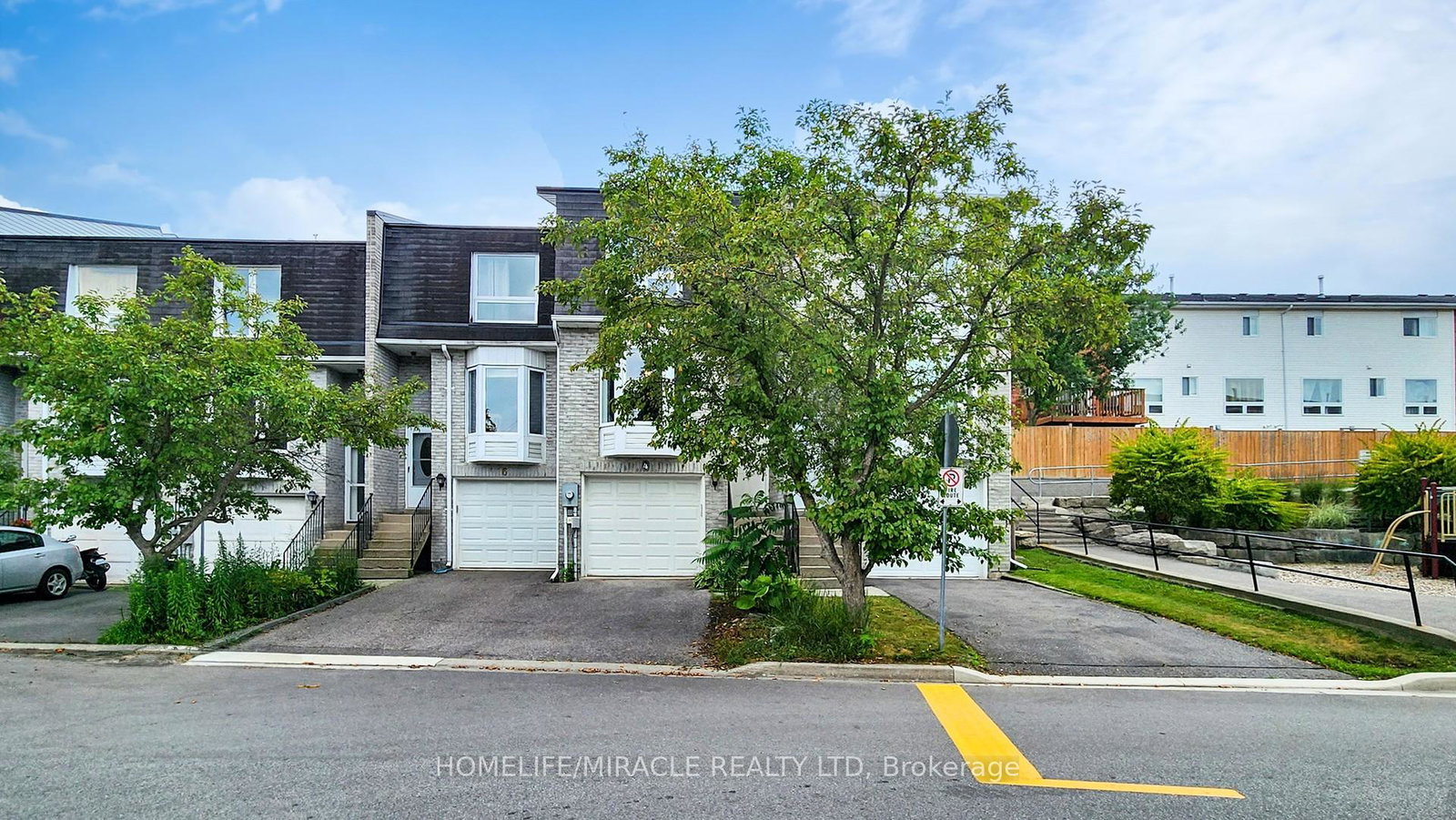 4-william-curtis-circle-newmarket-ontario-n13613208