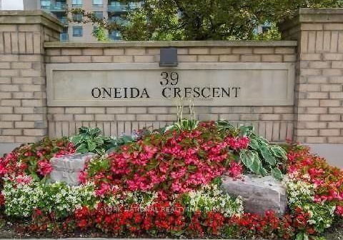 39-oneida-crescent-richmond-hill-ontario-n13613580