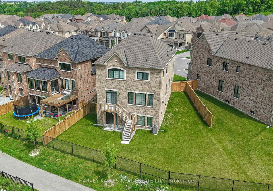 4-meadow-vista-crescent-east-gwillimbury-ontario-n13613746