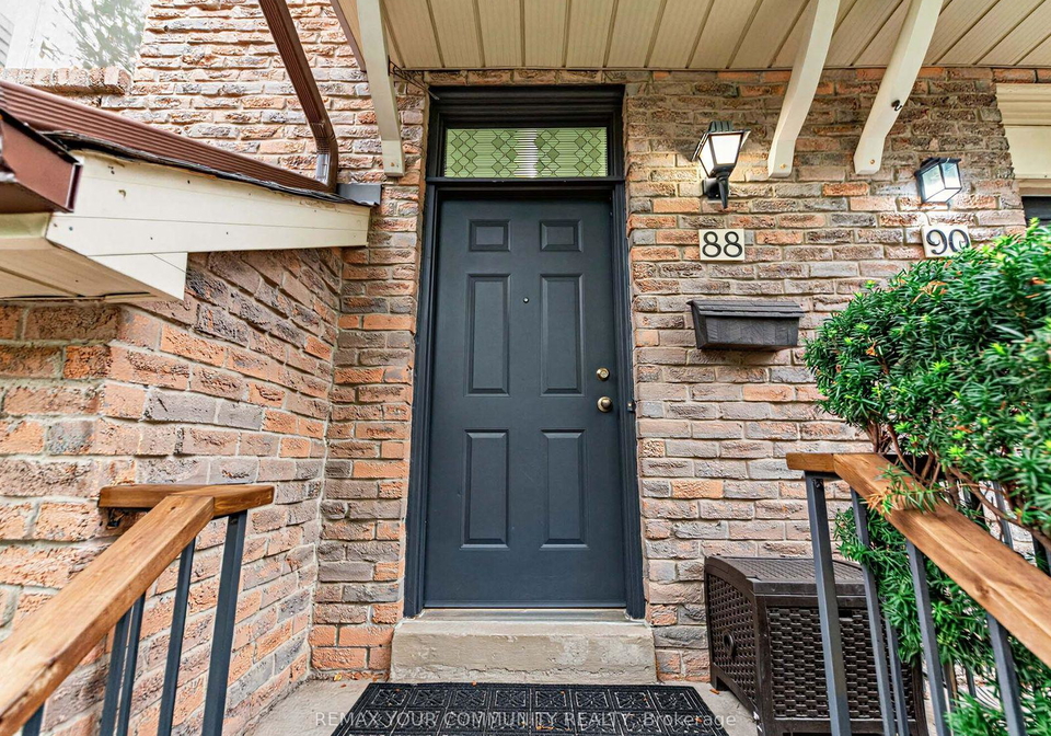 88-dana-crescent-vaughan-ontario-n13613918