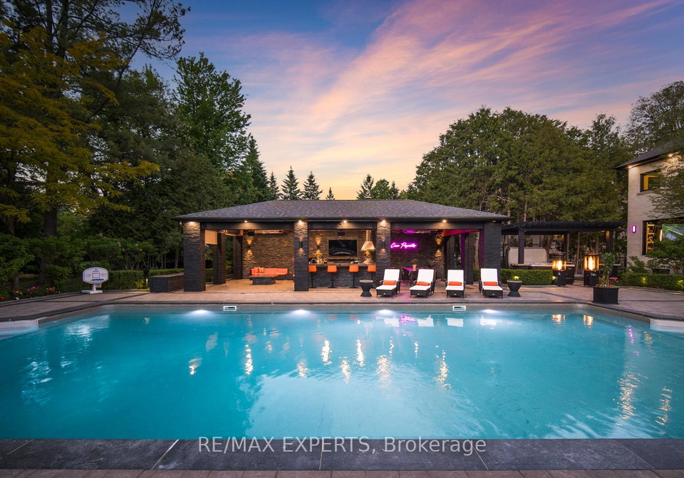 82-westwood-lane-richmond-hill-ontario-n13614044