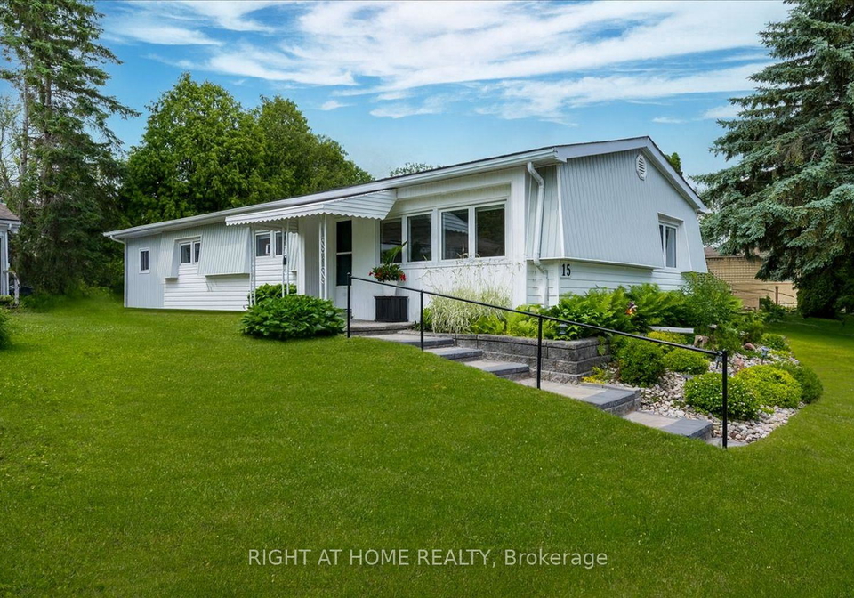 15-flora-drive-innisfil-ontario-n13614374