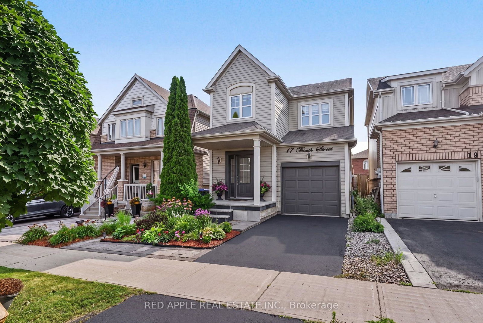 17-booth-street-bradford-west-gwillimbury-ontario-n13615800