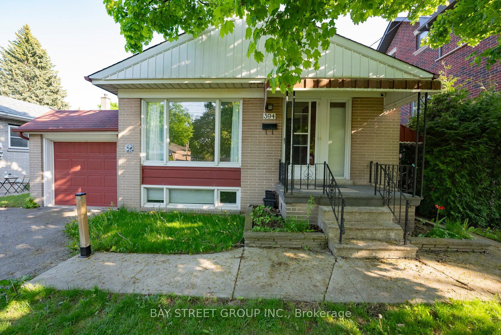 394-centre-street-e-richmond-hill-ontario-n13616138