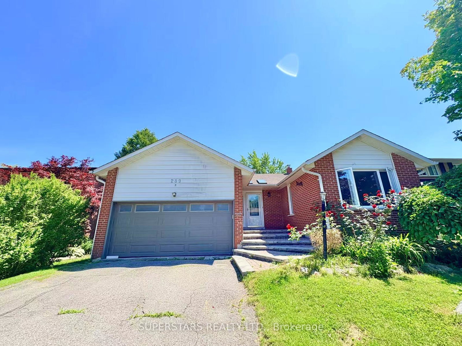 289-plymouth-trail-newmarket-ontario-n13616394