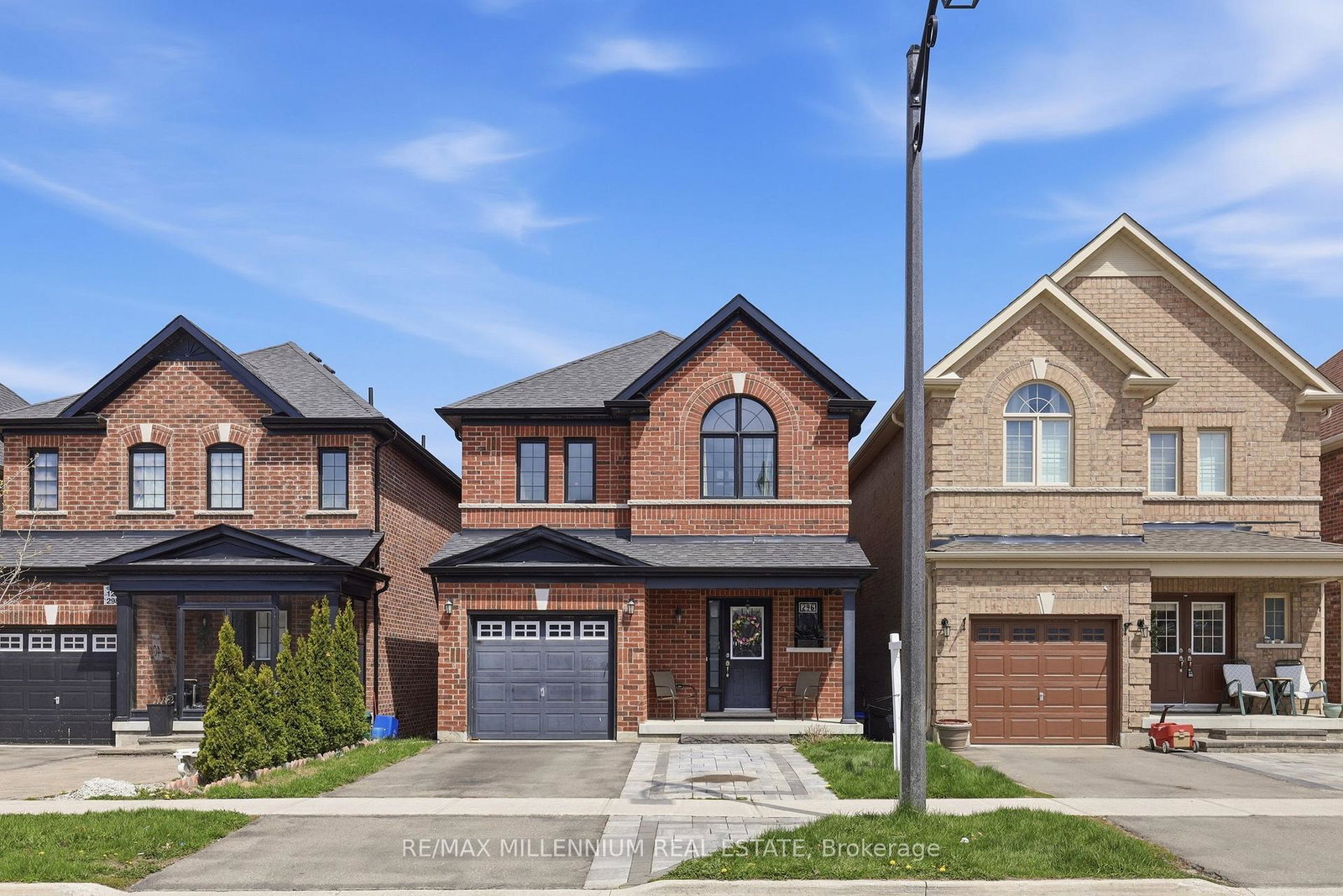 296-miller-park-avenue-bradford-west-gwillimbury-ontario-n13617484
